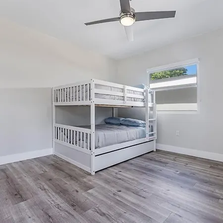 Modern Miami Unit 1 - Close To South Beach & Airport Exterior photo